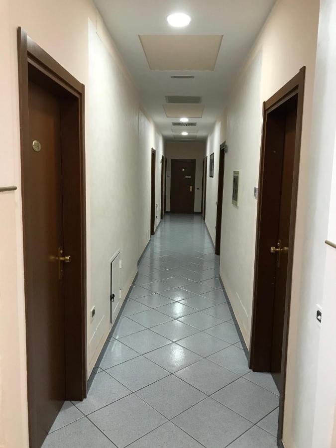 Hotel Amico Fritz Livorno Bagian luar foto